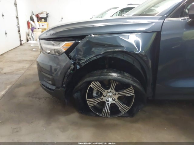 2020 VOLVO XC40 YV4162UL7L2291167 Photo 5