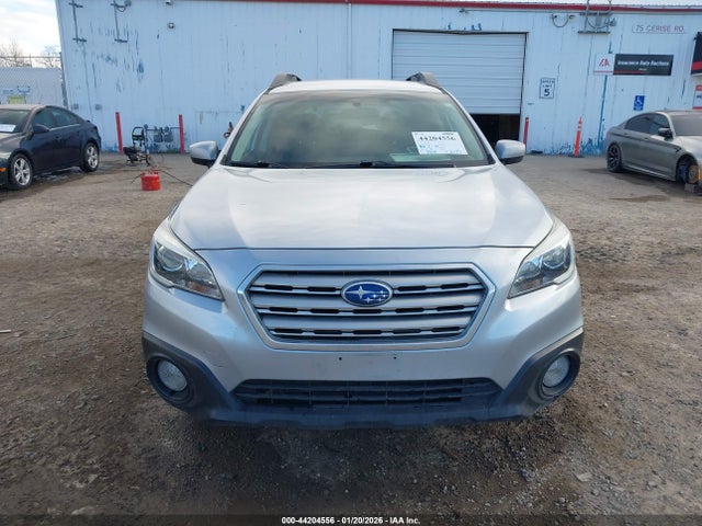 44204556 :رقم المزاد ، 4S4BSACC0F3331873 vin ، 2015 Subaru Outback 2.5i Premium مزاد بيع