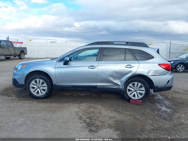 44204556 :رقم المزاد ، 4S4BSACC0F3331873 vin ، 2015 Subaru Outback 2.5i Premium مزاد بيع