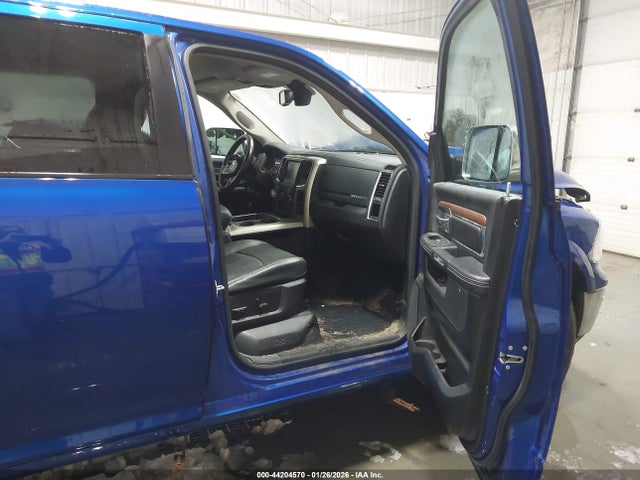 1C6RR7NM9HS872315 RAM 1500 Laramie 4x4 5&#039;7 Box