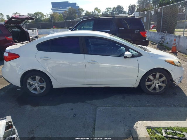 KIA FORTE LX 2016 KNAFK4A64G5572889 Image 13