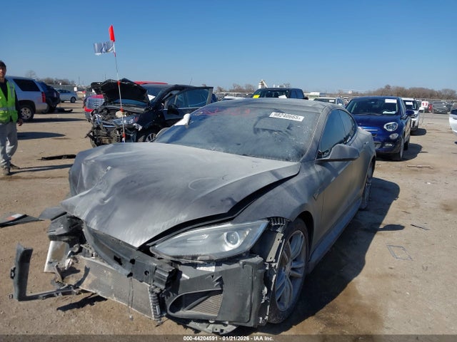 2016 TESLA MODEL S 5YJSA1E22GF127043 Photo 1
