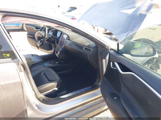 2016 TESLA MODEL S 5YJSA1E22GF127043 Photo 4
