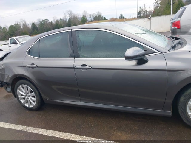 4T1B11HK9JU553107 Toyota CAMRY LE