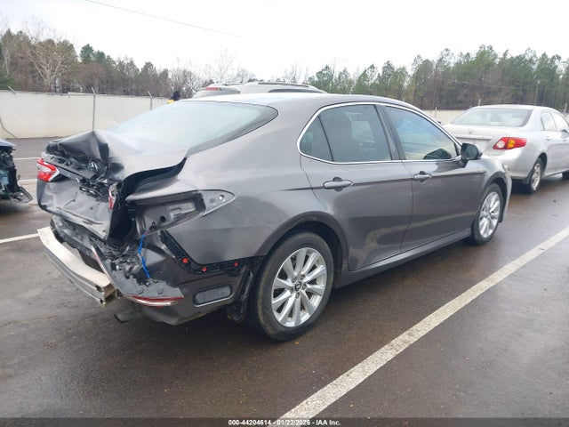 4T1B11HK9JU553107 Toyota CAMRY LE