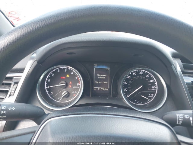 4T1B11HK9JU553107 Toyota CAMRY LE