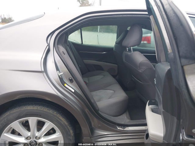 4T1B11HK9JU553107 Toyota CAMRY LE