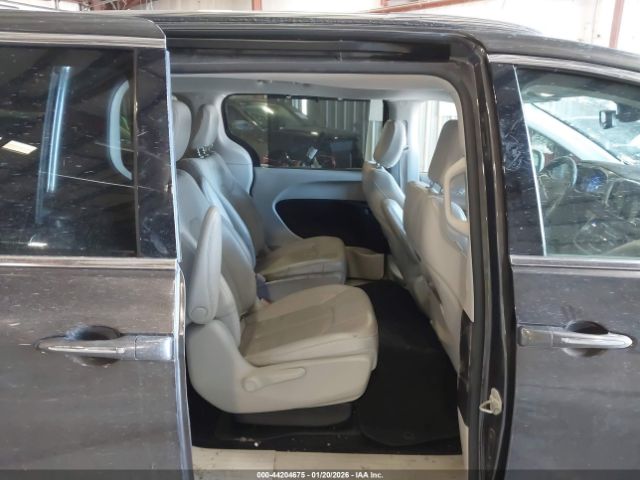 2021 CHRYSLER PACIFICA HYBRID 2C4RC1L74MR602764 Photo 7
