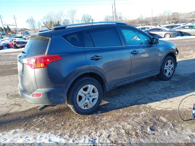Toyota RAV4 LE 2014 JTMZFREV3EJ018668 Image 4