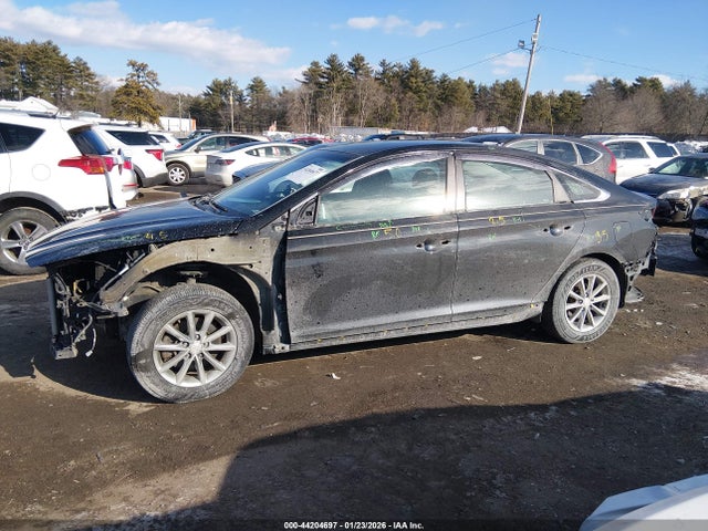 5NPE24AF5JH658671 Hyundai SONATA SE