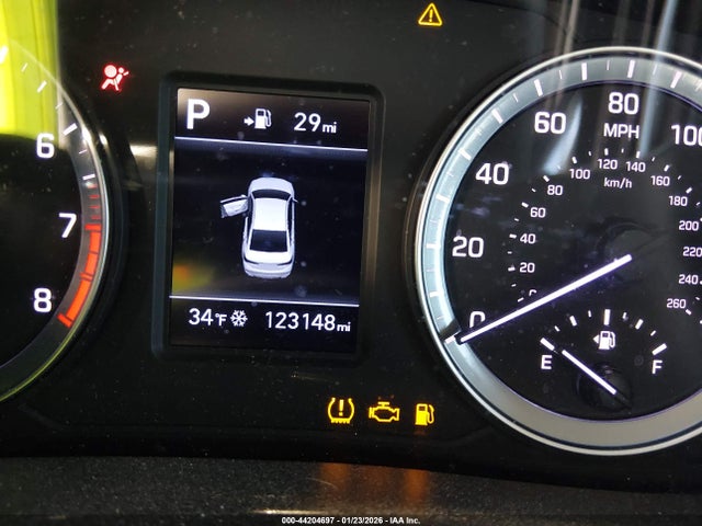 5NPE24AF5JH658671 Hyundai SONATA SE
