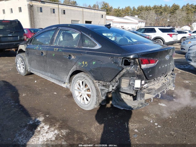 5NPE24AF5JH658671 Hyundai SONATA SE