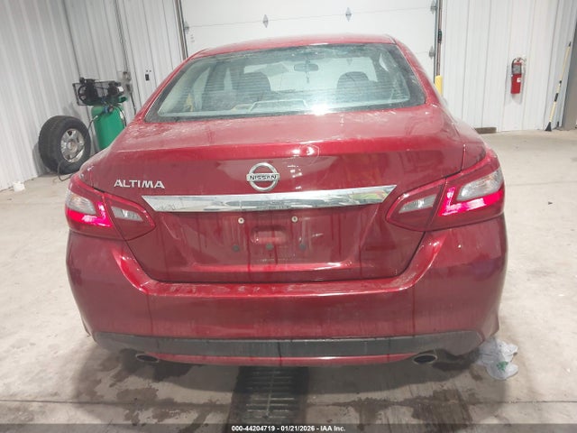 1N4AL3AP5JC478915 Nissan Altima 2.5 S