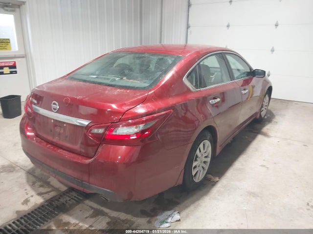1N4AL3AP5JC478915 Nissan Altima 2.5 S