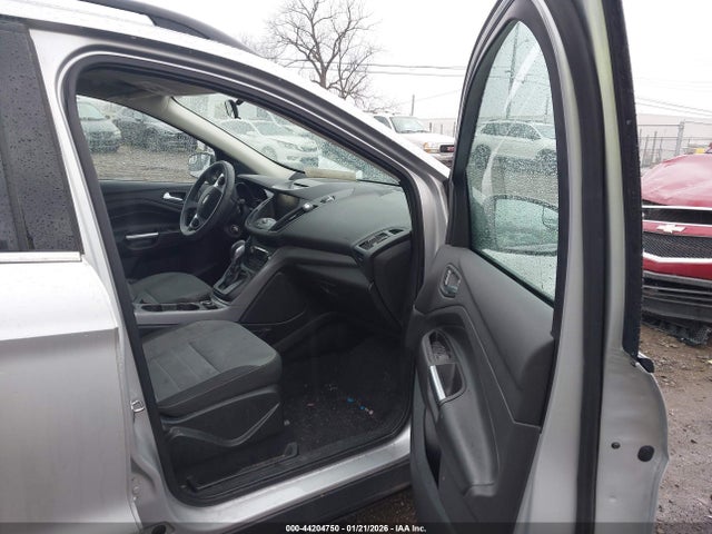 44204750 :رقم المزاد ، 1FMCU0GX8EUE46851 vin ، 2014 Ford Escape Se مزاد بيع