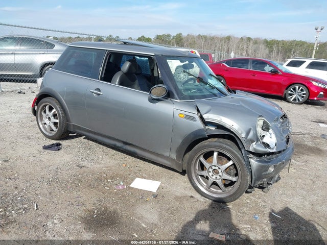 2004 MINI COOPER S WMWRE33484TD75714 Photo 0