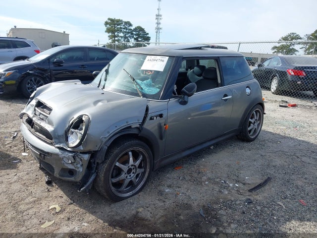 2004 MINI COOPER S WMWRE33484TD75714 Photo 1