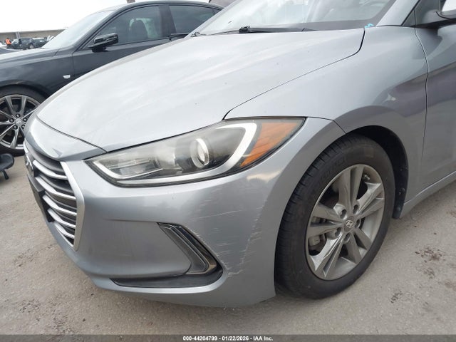 5NPD84LF5HH016517 Hyundai ELANTRA SE