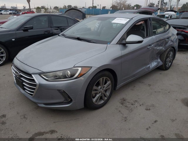5NPD84LF5HH016517 Hyundai ELANTRA SE
