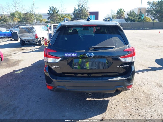 JF2SKAJC2LH603623 Subaru Forester Premium
