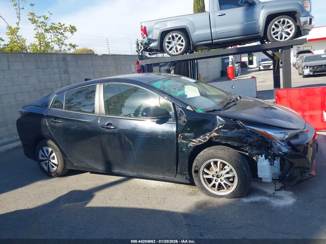 JTDKBRFU5H3047164 Toyota Prius Two