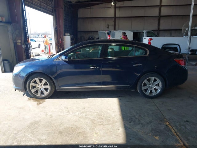 44204870 :رقم المزاد ، 1G4GC5EG0AF198453 vin ، 2010 Buick Lacrosse Cxl مزاد بيع