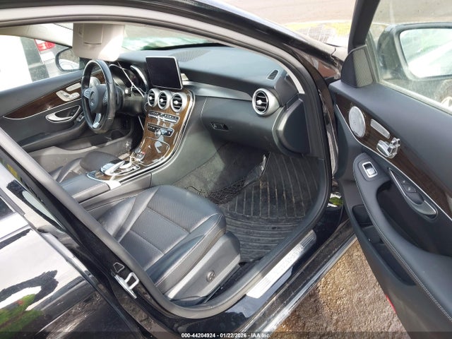 Продаж на аукціоні авто 2017 Mercedes-benz C 300 4matic, vin: WDDWF4KBXHR280327, номер лоту: 44204924