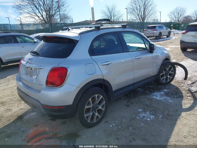 Fiat 500x Trekking Awd 2017 ZFBCFYCB4HP589342 Image 4