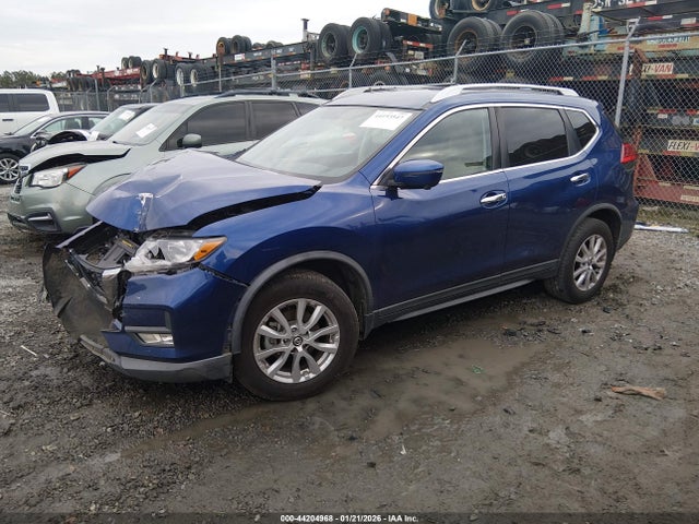Nissan ROGUE SV 2017 KNMAT2MT6HP583835 Image 2