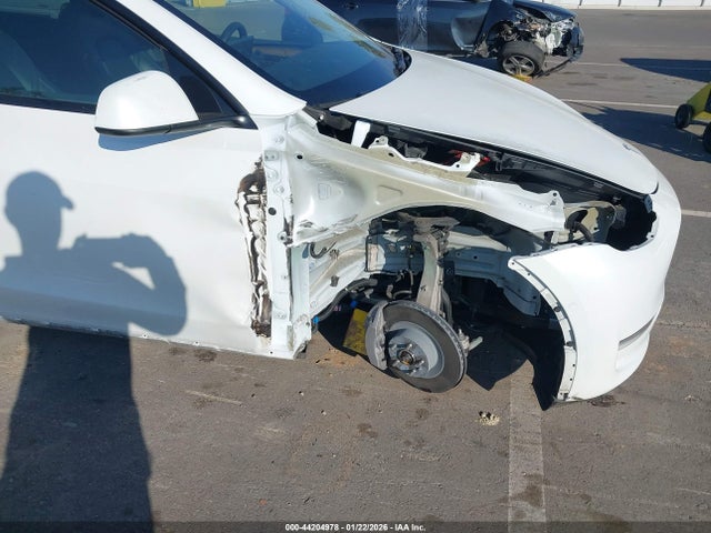 2023 TESLA MODEL Y 7SAYGAEE3PF639271 Photo 5