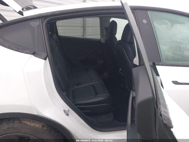 2023 TESLA MODEL Y 7SAYGAEE3PF639271 Photo 7