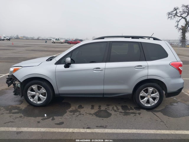 2015 Subaru Forester 2.5i Premium მანქანა იყიდება აუქციონზე, vin: JF2SJADC6FH593701, აუქციონის ნომერი: 44204988