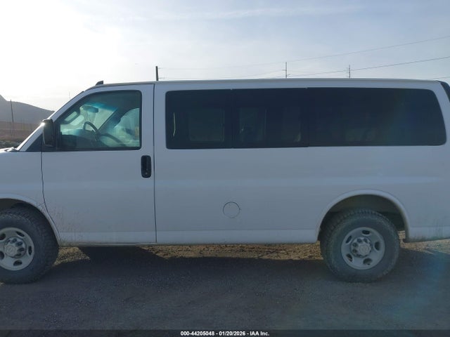 1GAWGEFF0G1242329 Chevrolet Express 2500 Ls