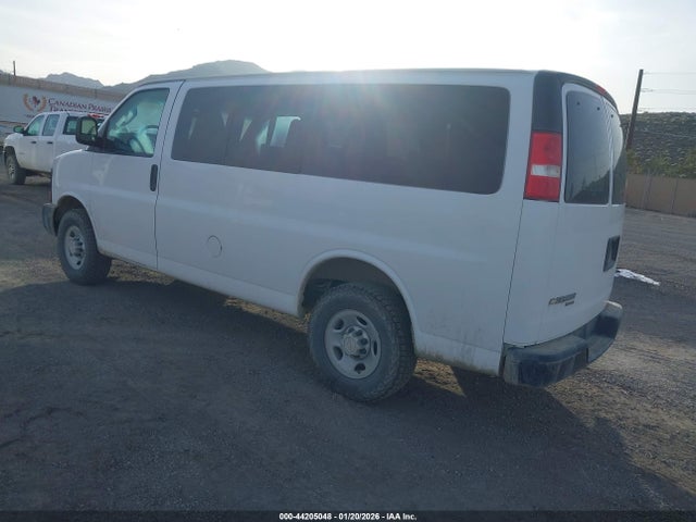 1GAWGEFF0G1242329 Chevrolet Express 2500 Ls