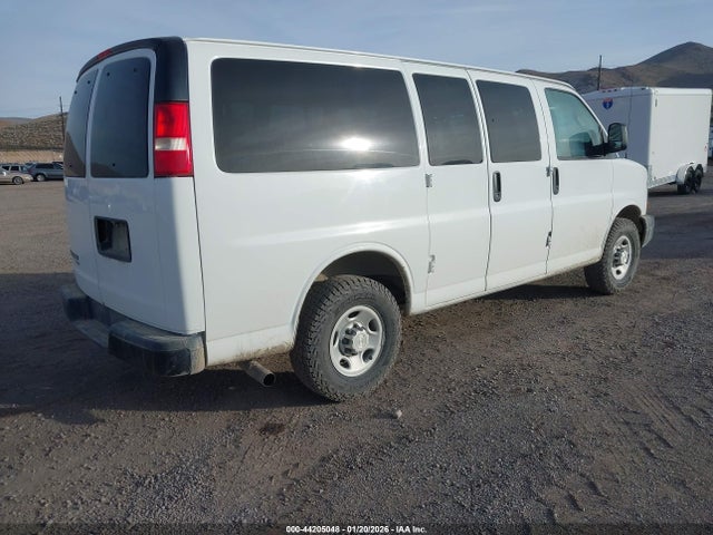 1GAWGEFF0G1242329 Chevrolet Express 2500 Ls
