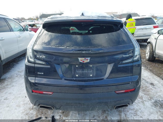 Продажа на аукционе авто 2022 Cadillac Xt4 Awd Sport, vin: 1GYFZFR46NF169236, номер лота: 44205049