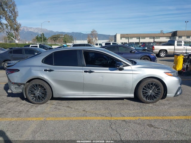 Toyota Camry Se Nightshade Edition Awd 2021 4T1G11BK2MU022818 Image 14