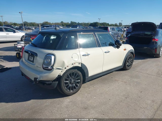 2017 MINI HARDTOP WMWXU1C32H2F77322 Photo 3