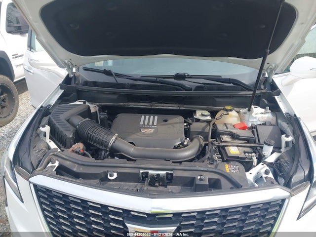 2021 CADILLAC XT5 1GYKNAR40MZ112248 Photo 9