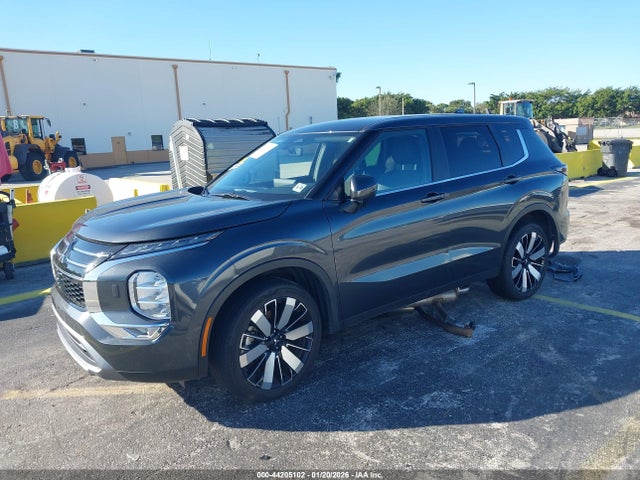 2025 MITSUBISHI OUTLANDER JA4J4VA88SZ047392 Photo 1