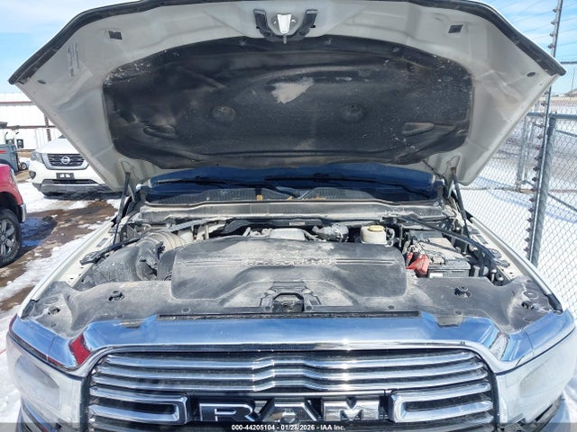 Продаж на аукціоні авто 2021 Ram 3500 Laramie  4x4 6'4 Box, vin: 3C63RRML0MG528352, номер лоту: 44205104