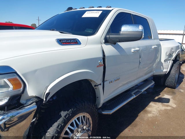 Продаж на аукціоні авто 2021 Ram 3500 Laramie  4x4 6'4 Box, vin: 3C63RRML0MG528352, номер лоту: 44205104