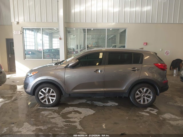 44205114 :رقم المزاد ، KNDPBCAC3F7710660 vin ، 2015 Kia Sportage Lx مزاد بيع