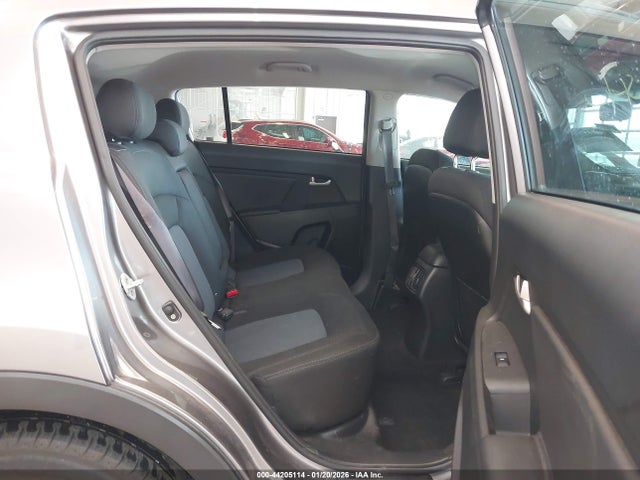 44205114 :رقم المزاد ، KNDPBCAC3F7710660 vin ، 2015 Kia Sportage Lx مزاد بيع