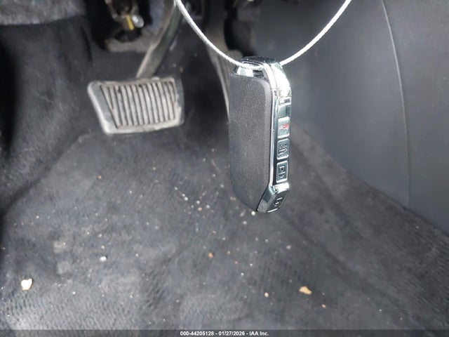 KNDCR3L19P5024562 KIA Niro Ev Wind