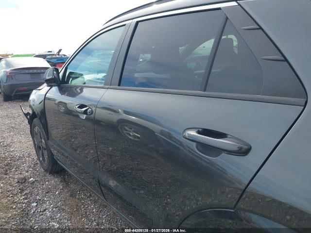 KNDCR3L19P5024562 KIA Niro Ev Wind