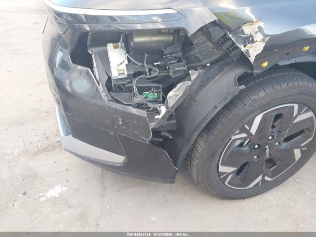 KNDCR3L19P5024562 KIA Niro Ev Wind