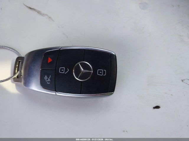 Продажа на аукционе авто 2022 Mercedes-benz Glc 300 Suv, vin: W1N0G8DB1NG040729, номер лота: 44205129