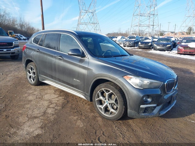 2017 BMW X1 WBXHT3C37H5F74133