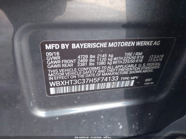2017 BMW X1 WBXHT3C37H5F74133 Photo 8